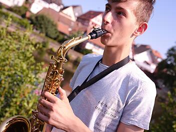 Tim Wendler hat die D3-Prüfung zum Goldabzeichen auf dem Saxofon bestanden.  Foto: Tim Birkner