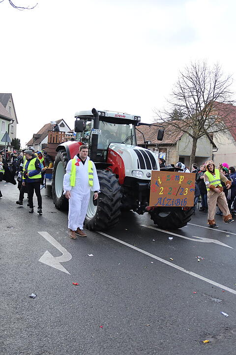Die Hauptstrasse wurde zur Partymeile