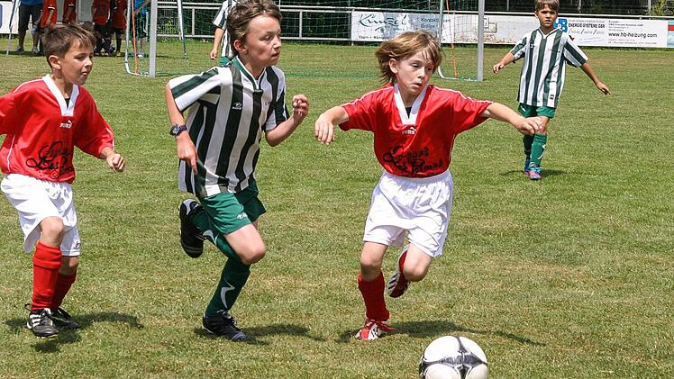 In der Begegnung der U9-Junioren kam der FC Baunach (grün) gegen den SV Ebelsbach zu einem 1:0-Erfolg.