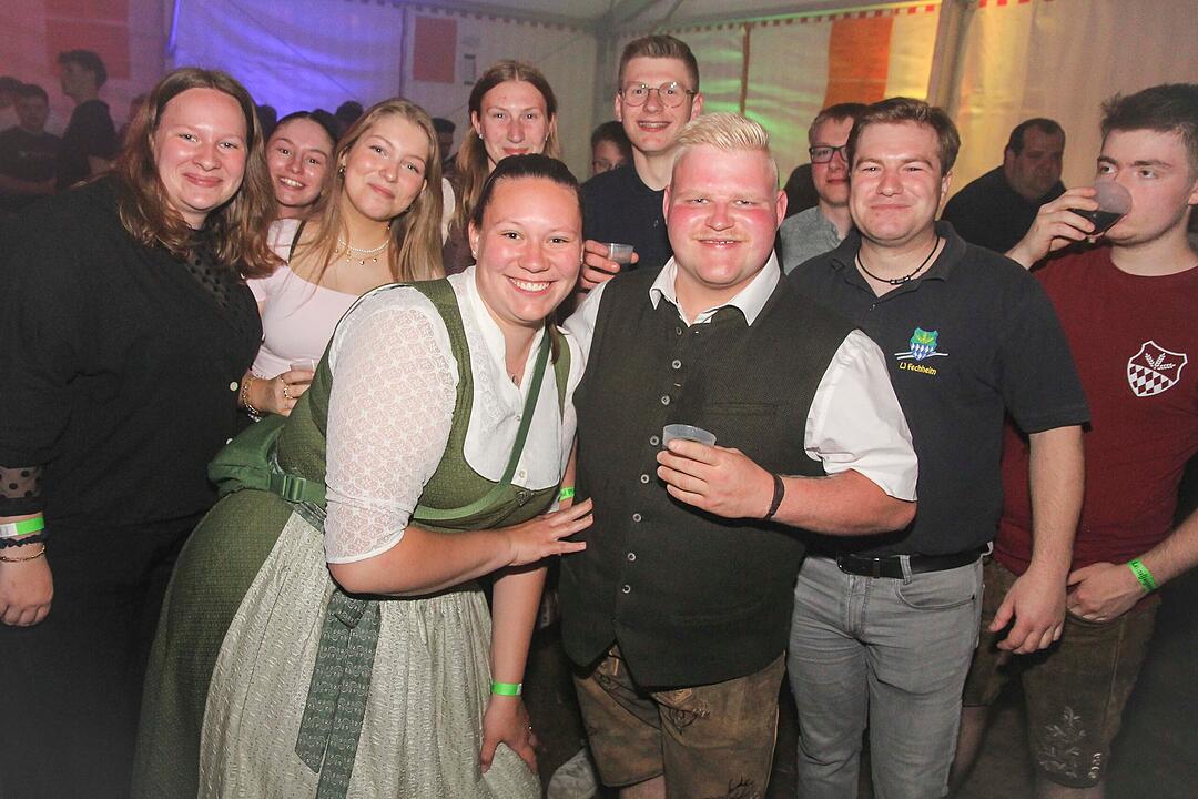 Party mit den DORFROCKERN Party mit den DORFROCKERN