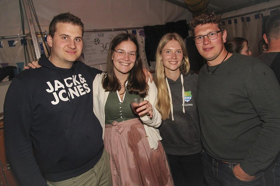 Mit der Partyband "Popnach8"!
