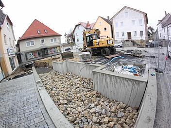 Die Fortführung der Sanierung der Bahnhofstraße ist eine der größten Investitionen der nächsten Jahre, die sich im Haushalt und im Finanzplan der Stadt niederschlagen. Foto: Matthias Einwag