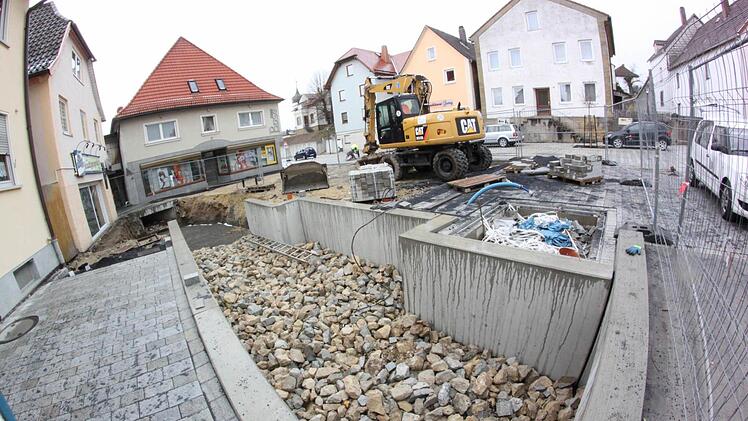 Die Fortführung der Sanierung der Bahnhofstraße ist eine der größten Investitionen der nächsten Jahre, die sich im Haushalt und im Finanzplan der Stadt niederschlagen. Foto: Matthias Einwag