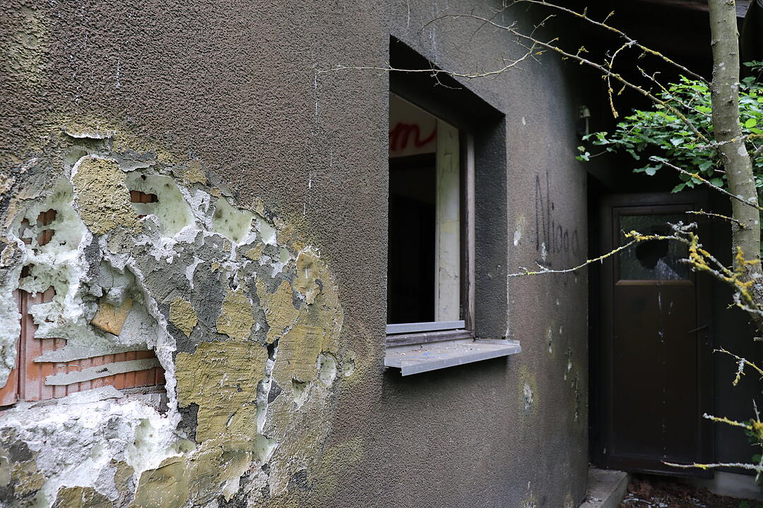 Lost Place US-Waffenbunker im Wald