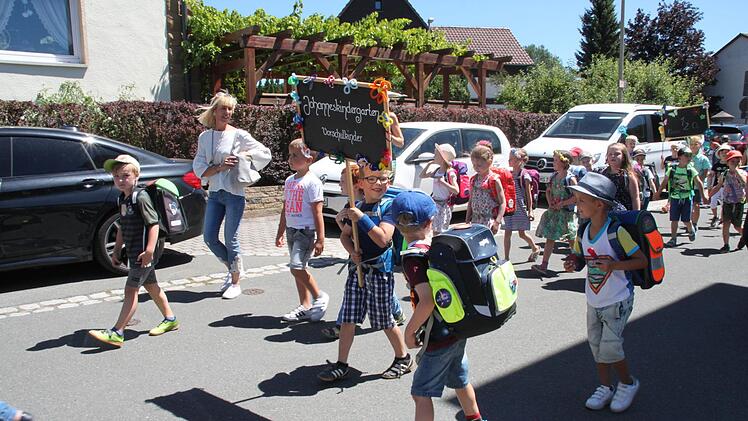 Impressionen vom Burghaiger Wiesenfest Foto: Stephan Stöckel