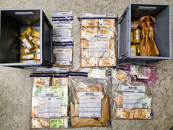 50 Kilogramm Gold und Bargeld im Auto 50 Kilogramm Gold und Bargeld im Auto