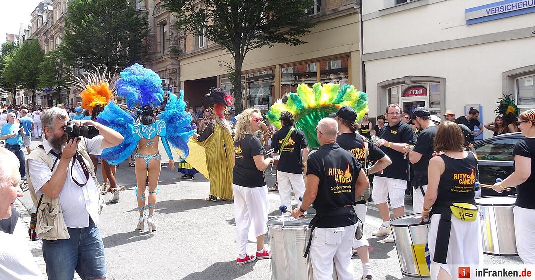 c_2016-07-10_Samba-Umzug05