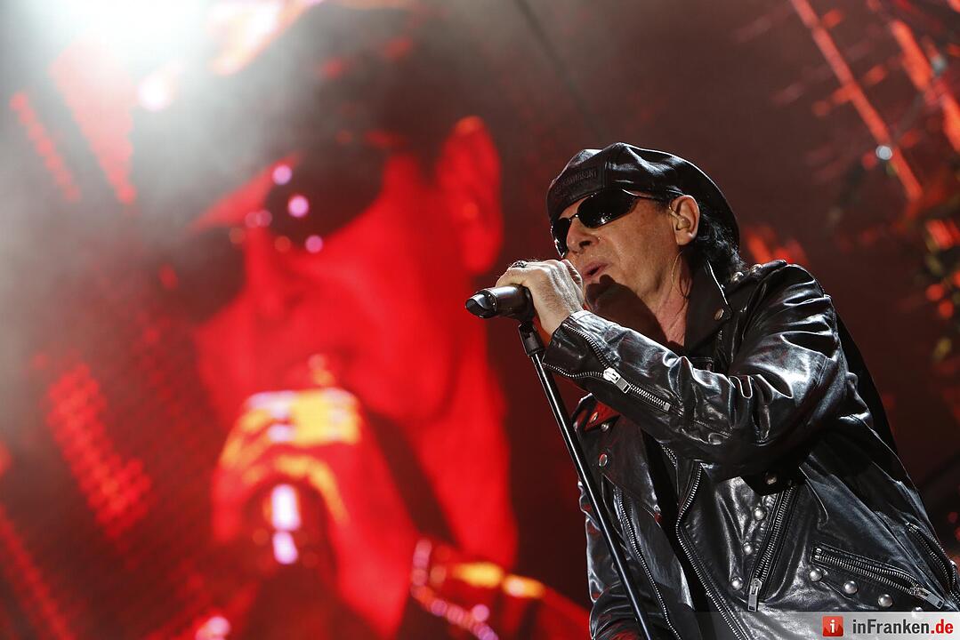Scorpions25