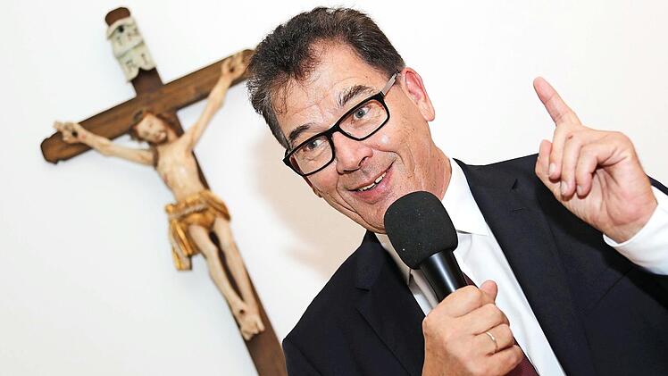 Immer wieder unterstrich Müller seine Verankerung im Glauben.