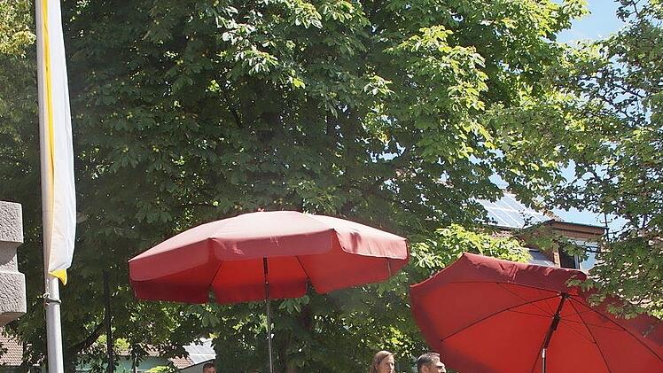 Die Litzendorfer Musikanten und die Liedertafel Melkendorf umrahmten den Gottesdienst musikalisch.