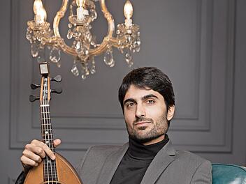 Alon Sariel wird zwei Konzerte spielen.