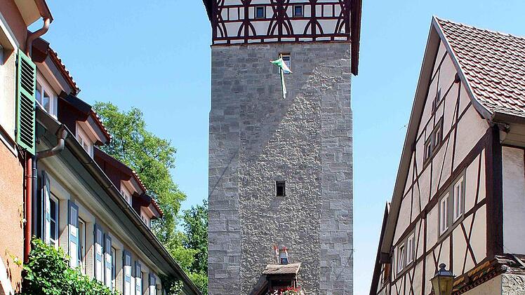 Das Jörgentor ist Klubheim des Rhönklub-Zweigvereins. Wie es damit weitergeht, ist nicht ganz klar, da der bauliche Zustand geprüft werden soll.  Fotos: Dieter Britz