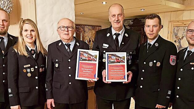 Ehrungen standen bei der Freiwilligen Feuerwehr Gößweinstein an (v. l.): Zweiter Vorsitzender Lukas Keller, Vorsitzende Elisa Egelseer-Bogner, Ehrenmitglied und Ehrenkommandant Harald Bogner, Ehrenkommandant und Kreisbrandmeister Michael Lorke, Ko...