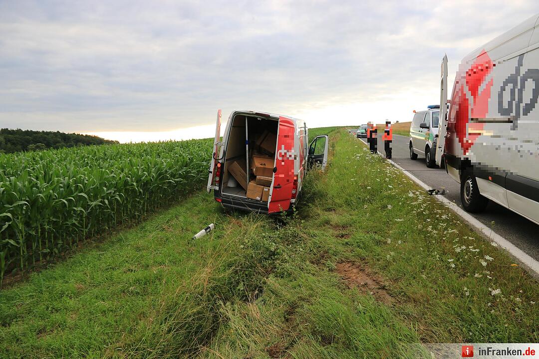Transporter schleudert über BA1 bei Scheßlitz