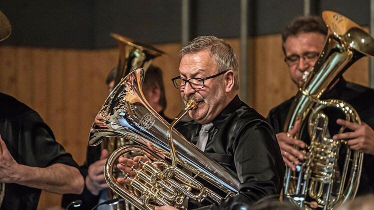 Im zweiten Teil musizierte die Blaskapelle Meeder.Foto: Jochen Berger