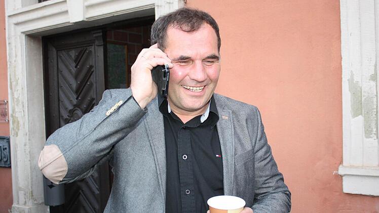 Armin Luther nimmt erste Gratulationen entgegen