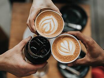 Kaffee gegen Darm- und Prostatakrebs? Das kann der Wachmacher bewirken