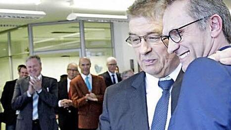 Jubilar Reinhold Müller und Reinhold Postler (r.) sind sich einig: "Glück braucht der Mensch." Foto: Josef Hofbauer