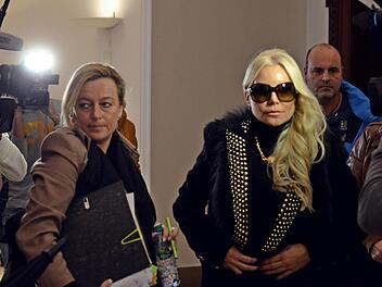 Tatjana Gsell vor Gericht. Foto: Nikolas Pelke