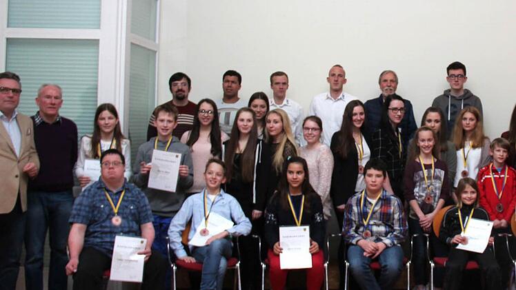 Ein Teil der geehrten Sportler Foto: Johanna Blum