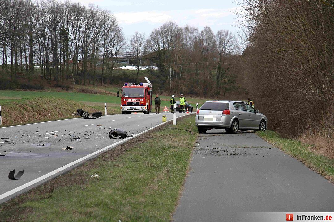 Trauriger Frühlingsanfang: 16-Jähriger Motorradfahrer tödlich verunglückt