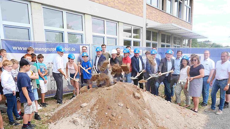 Landkreis W&uuml;rzburg: Rund 40 Millionen Euro - Landkreis investiert in seine F&ouml;rderschulen