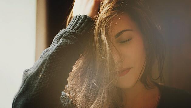 Volles Haar ade: Auch bei Frauen kann es zu Haarausfall kommen.