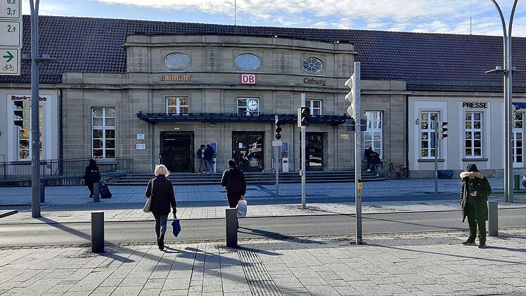 Coburg: Bahnhofsunterf&uuml;hrung wegen Umgestaltung gesperrt - Umleitung ausgeschildert