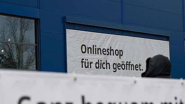 Der Lockdown zwingt einen geradezu, mehr Dinge online zu kaufen.  Keine gute Entwicklung f&uuml;r den ohnehin arg gebeutelten Einzelhandel.