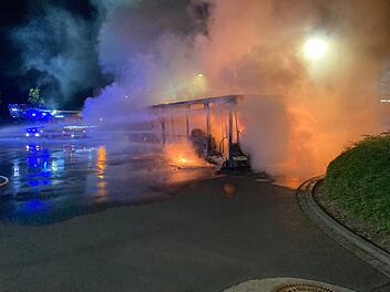 Bus in Flammen Bus in Flammen
