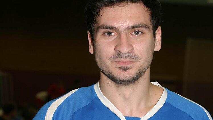 Patrick Reuter ist 22 Jahre jung und betreut die Fußballsenioren des TSV Pfarrweisach als Spielertrainer. Foto: Dietz