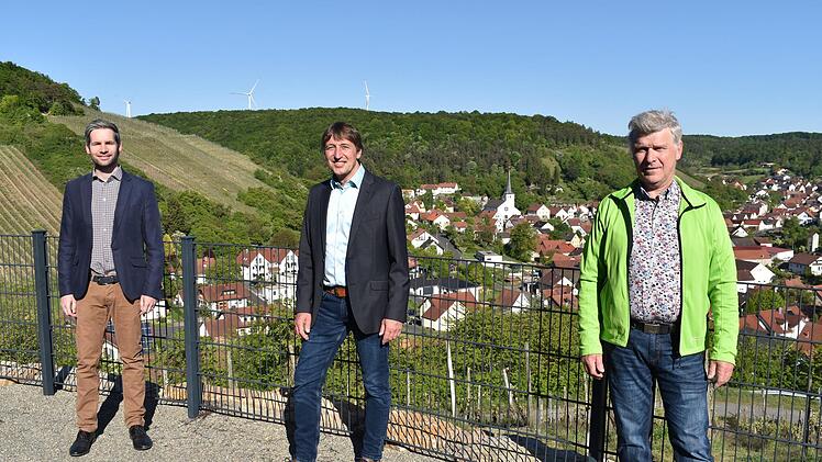 Bürgermeister und Stellvertreter: 2. Bürgermeister Andreas Neder (von links), Bürgermeister Rainer Morper, 3. Bürgermeister Alfred Gündling.  Foto: Andreas Lomb