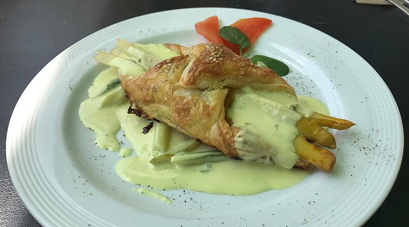 Das Lesecaf&eacute; ist Caf&eacute;, Treffpunkt und Ort f&uuml;r nachhaltige Bildung mitten in der Erlanger Altstadt.