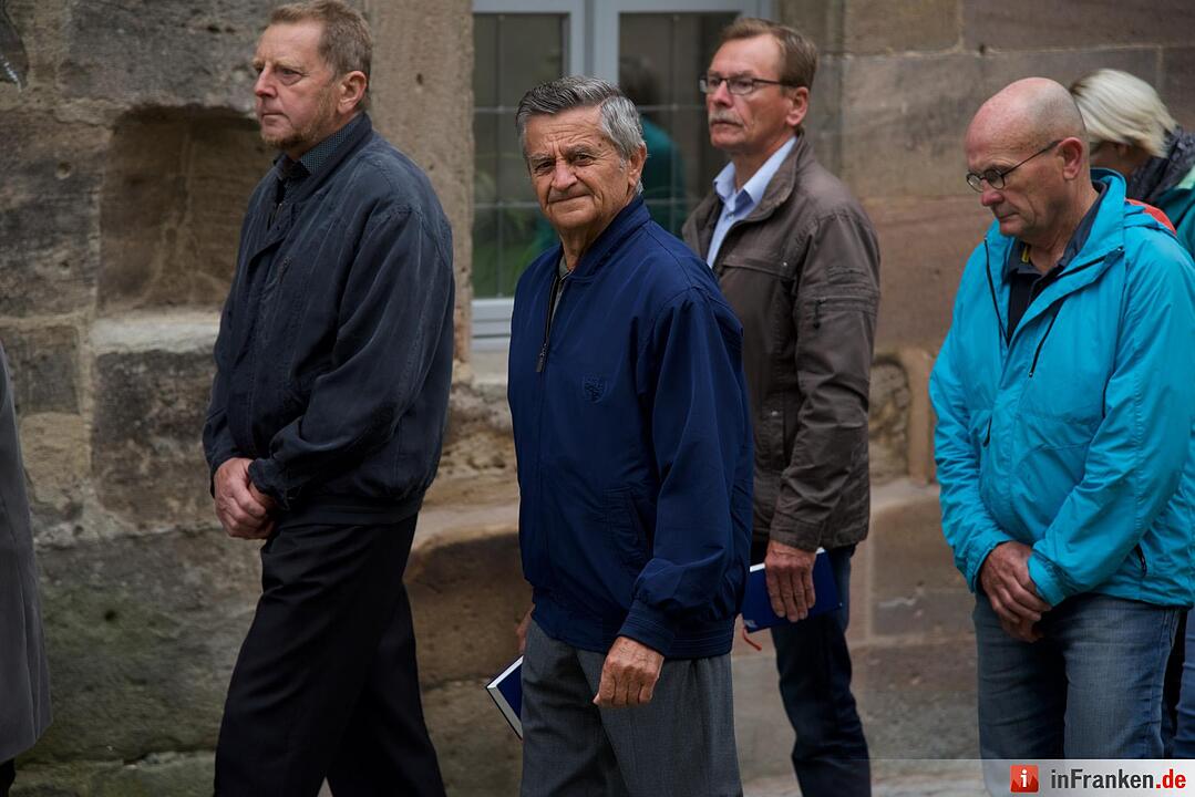 Nach einjähriger Kirchensanierung: Hannberg feiert die Wiedereröffnung der Wehrkirche der Pfarrei Geburt Mariens Hannberg