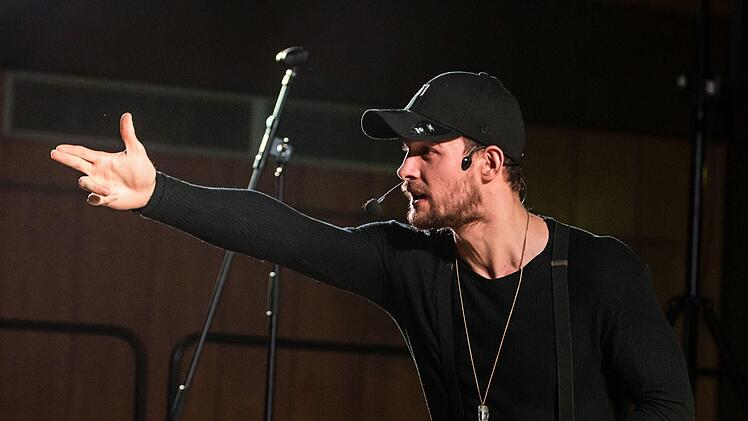 "9 Tage wach": Impressionen von der Erlebnislesung mit Eric und Edith Stehfest in NeustadtFoto: Jochen Berger