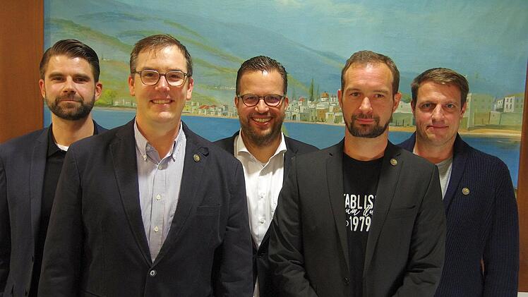 2. Vorsitzender Benedikt Rüth (von links) ehrte für langjährige Mitgliedschaft Florian Kessler, Nicolas Sauer, Matthias Scheit und Stefan Glöckler