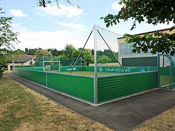 Das Spielfeld sorgt in der Gemeinde Pinzberg derzeit für einigen Diskussionsstoff.  Foto: Galster
