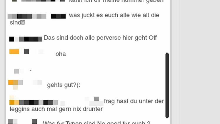 Userkommentare, die auf YouNow in Echtzeit zu einer Live-Videoübertragung eingeblendet werden.