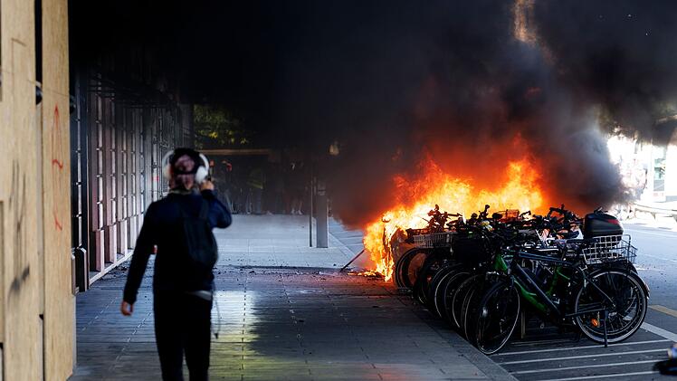 G7 Demonstrationen