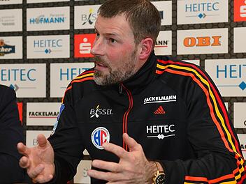 Vertrag bis 2016: Robert Andersson ist seit Montag Trainer beim HC Erlangen.  Foto: Sportfoto Zink