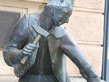 Das Büttner-Denkmal am MarktplatzKatrin Geyer