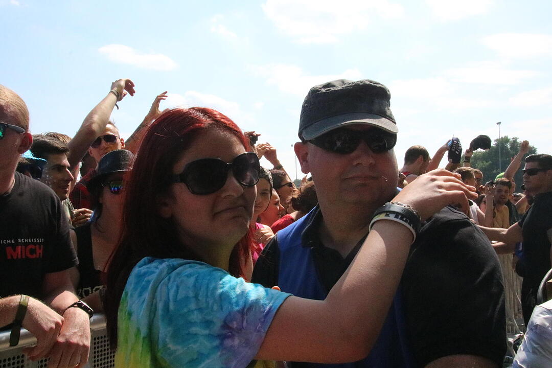 Halbnackt oder im Kostüm: Stimmung bei RIP 2017