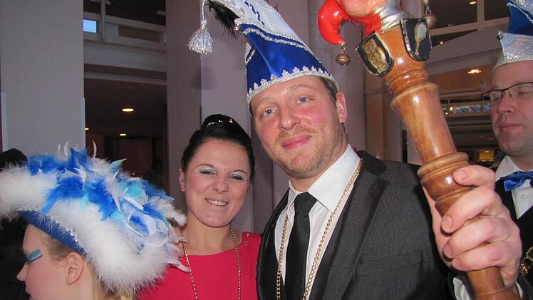 Das Seßlacher Faschingsprinzenpaar Jens II. und Simone II.