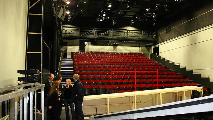 Blick in die Augsburger Brecht-Bühne.Foto: Jochen Berger