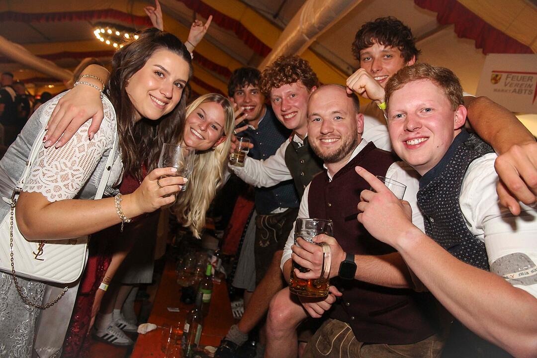 Endlich wieder Weinfest in Abtswind.