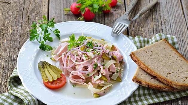 deftiger-wurstsalat.jpg
