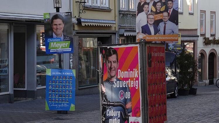 Die Wahllokale haben geschlossen - SPD-Kandidat Dominik Sauerteig erreicht vor CSU-Bewerber Christian Meyer die Stichwahl.  Foto: Jochen Berger