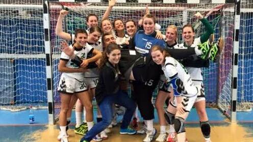 Rollentausch: Bei der SG Garitz/Nüdlingen wird mit Harun Tucovic auch mal der Trainer auf Händen getragen. Foto: SG