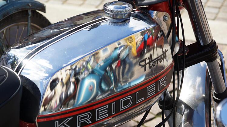 Oldtimer-Treffen Marktplatz HammelburgFoto: Arkadius Guzy