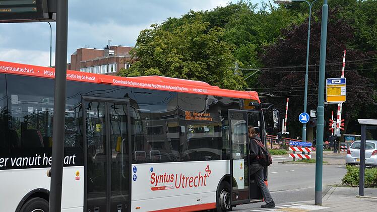 Landkreis Forchheim: Bahnübergang am Wochenende gesperrt - Busse umfahren Kirchehrenbach